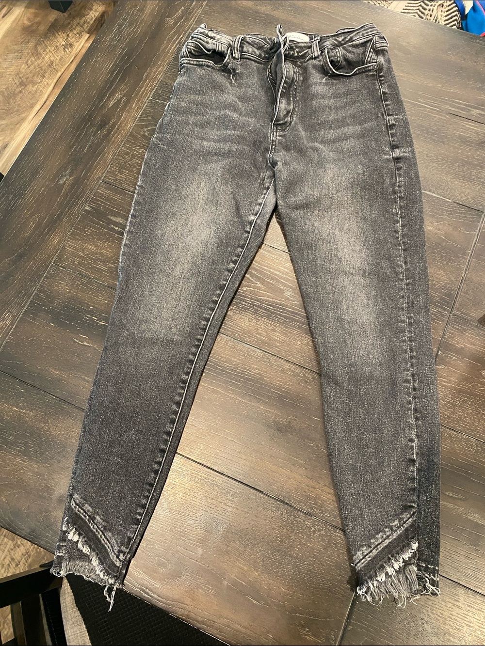 KanCan Washed Black Cropped Jeans with Frayed Ankle